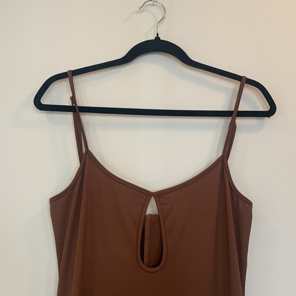 🎉HOST PICK 🎉 Princess Polly RYLEIGH MAXI DRESS BROWN size 8 NWT - Picture 7 of 10